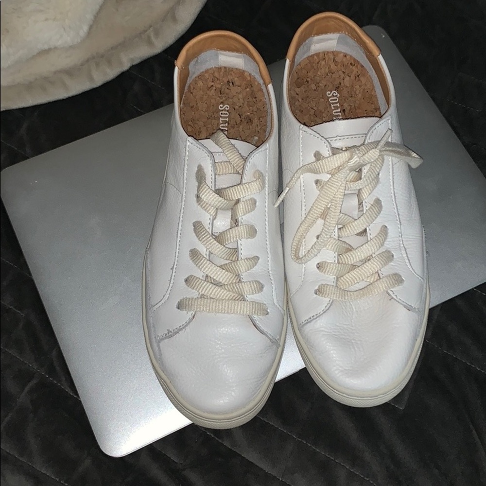 COPY - Gently worn shoes - Picture 4 of 4